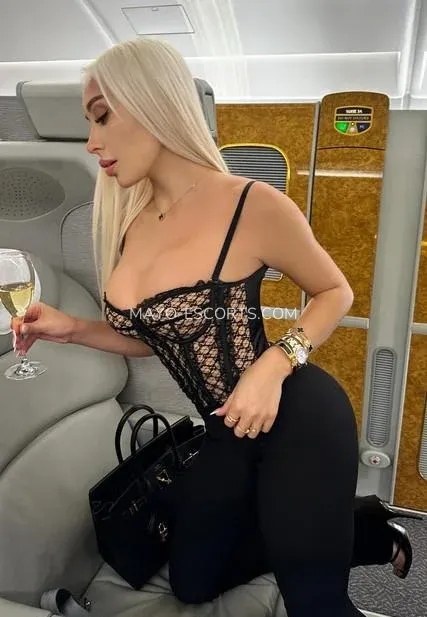 Mayo escorts Lindsay — 5