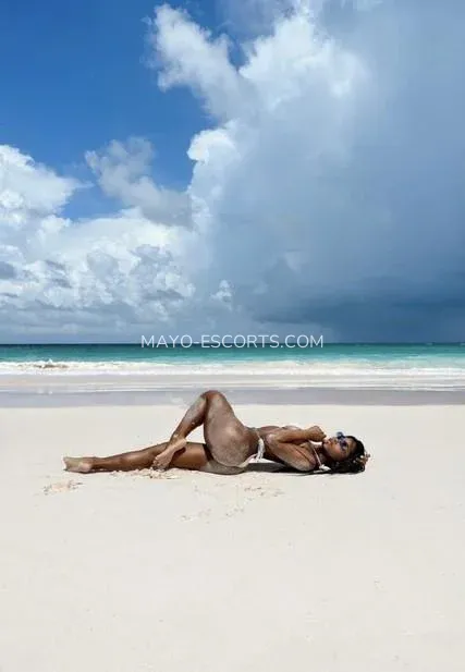 Mayo escorts Monica — 4