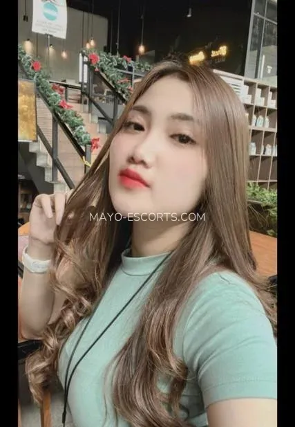 Mayo escorts Maj — 6