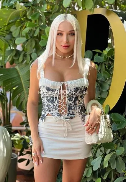 Mayo escorts Julia — 4