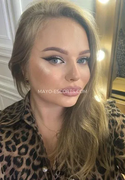 Mayo escorts Allison — 4