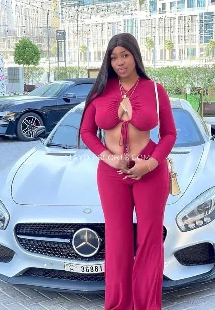 Mayo escorts Isabelle — 9