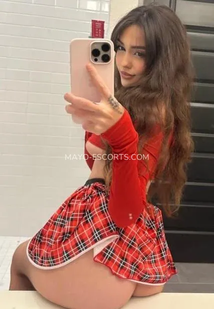 Mayo escorts Clara — 3
