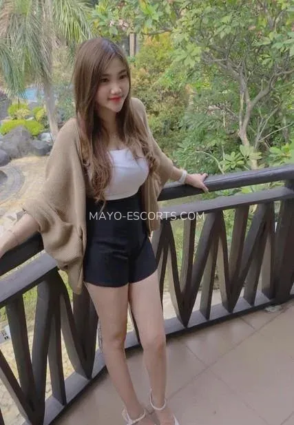 Mayo escorts Maj — 7