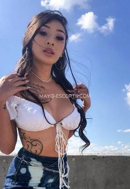 Mayo escorts Amber — 3
