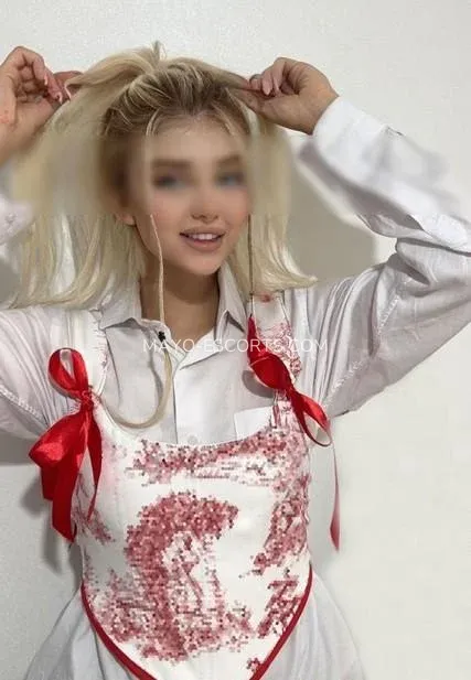 Mayo escorts Adrianna — 5