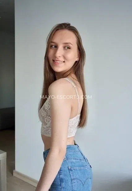 Mayo escorts Atocha — 6