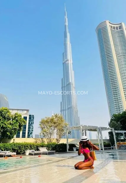 Mayo escorts Rut — 2