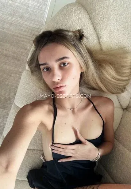 Mayo escorts Lucy — 3